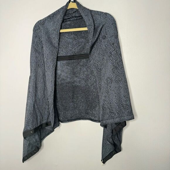 Lululemon Vinyasa Wrap Scarf OS - Picture 1 of 7